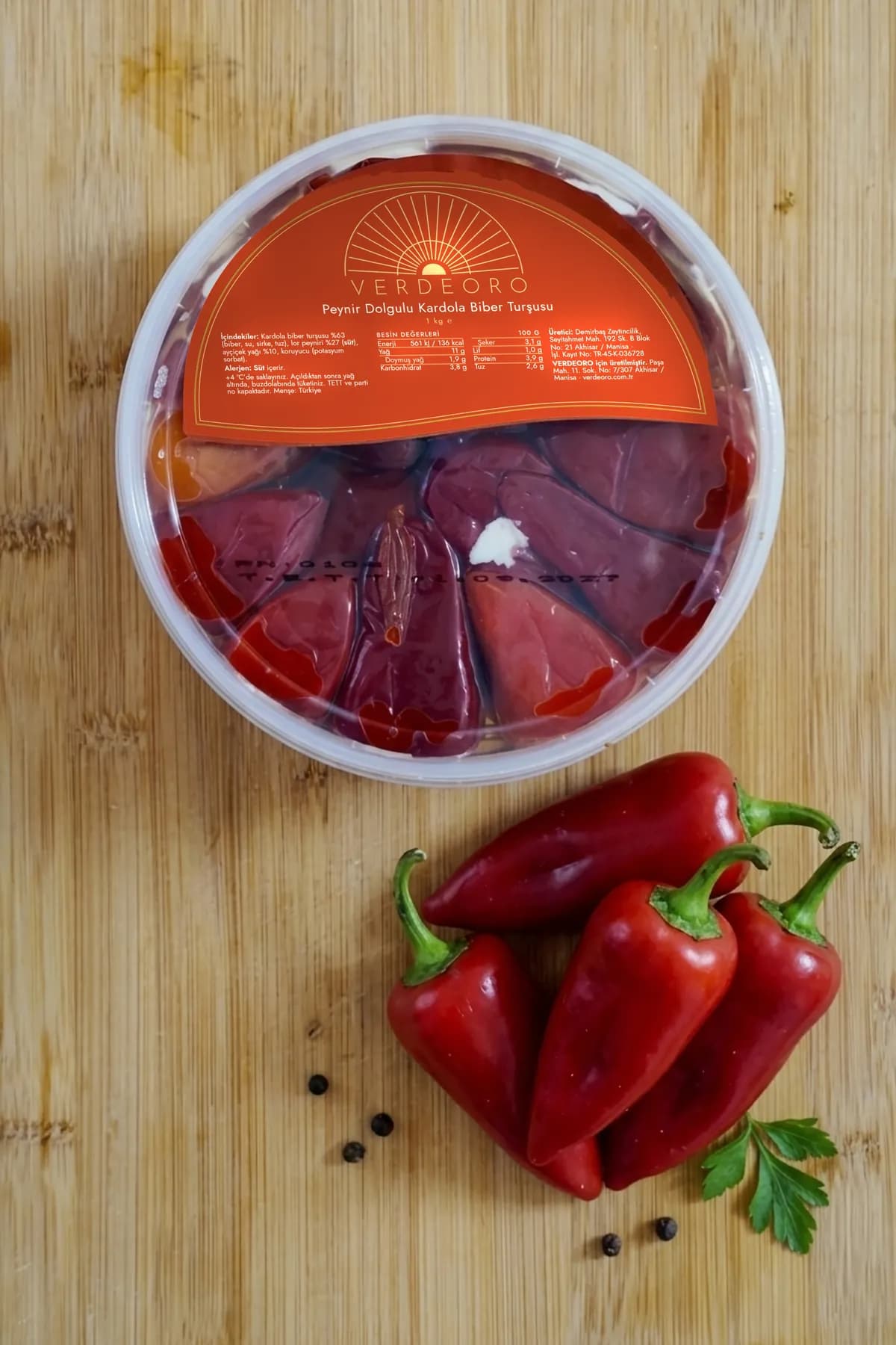 VERDEORO Peynir Dolgulu Kardola Biber Turşusu 1 kg, plastik kova