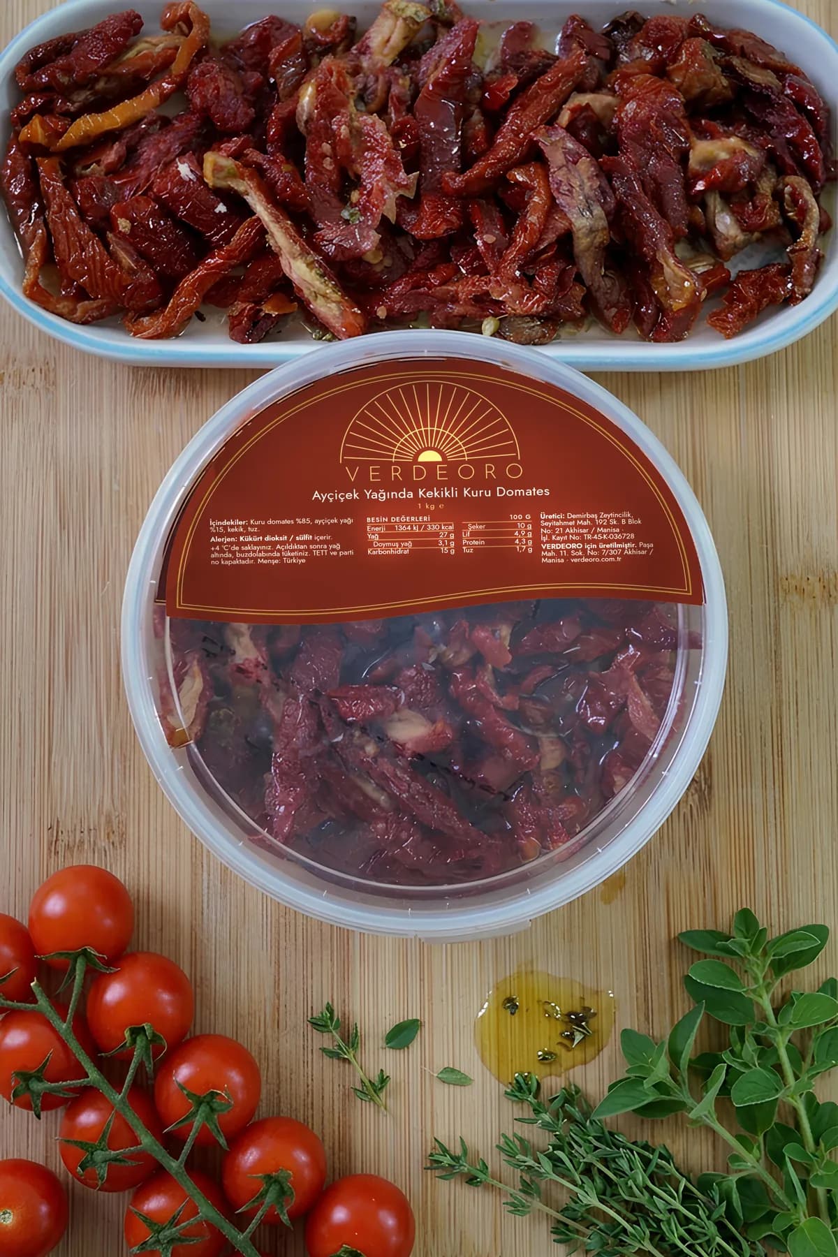 VERDEORO Ayçiçek Yağında Kekikli Kuru Domates 1 kg, plastik kova